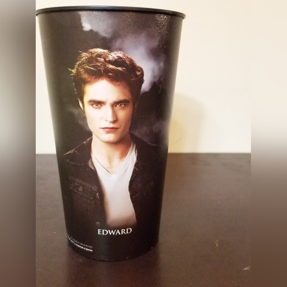 Twilight Eclipse Movie Theater Cup Edward Bella Jacob Hard Plastic